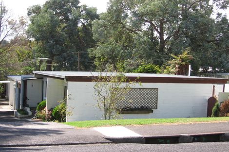 Photo of property in 39 Cliff View Drive, Green Bay, Auckland, 0604