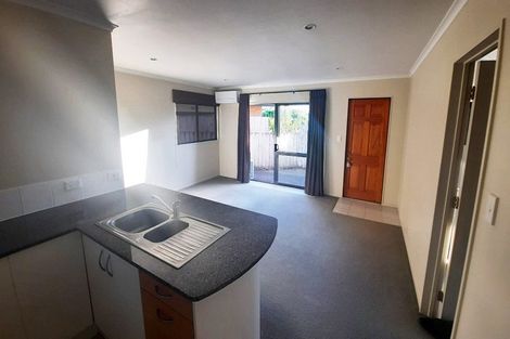Photo of property in 4 Meridian Court, Oteha, Auckland, 0632