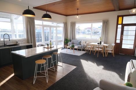 Photo of property in 53 Elles Road, Otautau, 9610