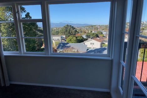 Photo of property in 28 Baroda Street, Khandallah, Wellington, 6035