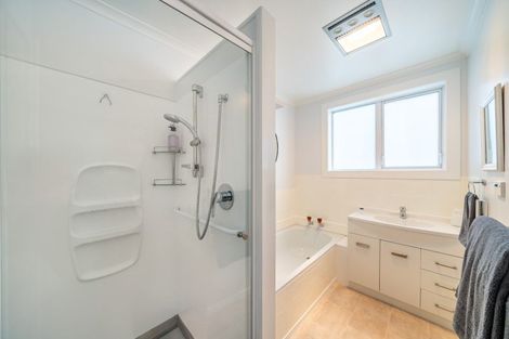 Photo of property in 1164a Fergusson Drive, Clouston Park, Upper Hutt, 5018