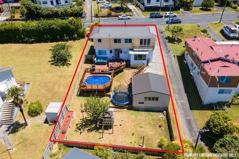 Photo of property in 112 Lincoln Park Avenue, Massey, Auckland, 0614