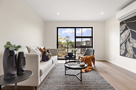 Photo of property in 57 Jabuka Street, Glen Eden, Auckland, 0602