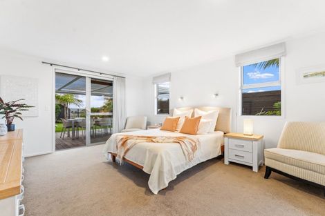 Photo of property in 26 Waitotara Way, Whitianga, 3510
