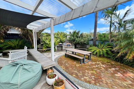 Photo of property in 1 Cooper Street, Wainui, Gisborne, 4010