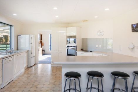 Photo of property in 112 Avenue Road, Foxton, 4891