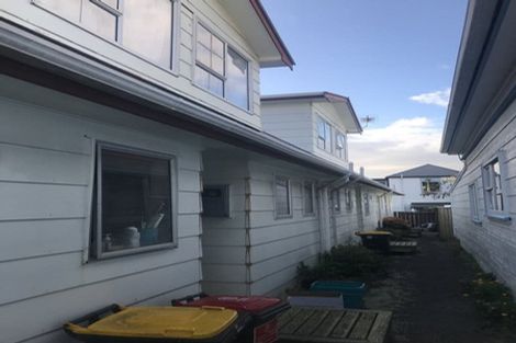 Photo of property in 2/12 Cardall Street, Newtown, Wellington, 6021