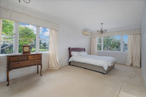 Photo of property in 96 Albert Street, Whitianga, 3510