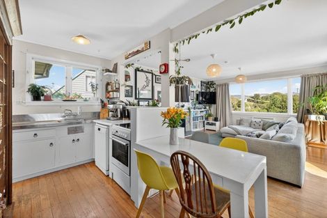 Photo of property in 47 Ranui Crescent, Diamond Harbour,  8971
