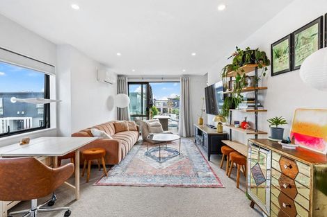 Photo of property in 9 Glenae Lane, Hobsonville, Auckland, 0618