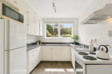 Photo of property in 1/1 Canterbury Street, Karori, Wellington, 6012