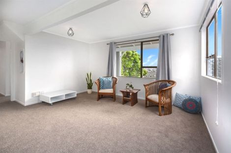 Photo of property in 9 Cleat Street, Whitby, Porirua, 5024