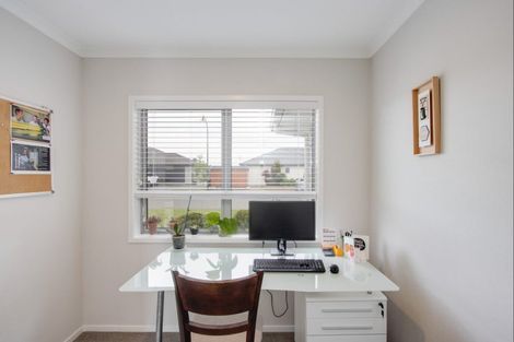 Photo of property in 4 Aparima Place, Awatoto, Napier, 4110