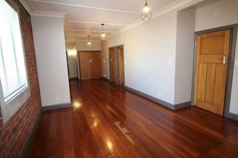 Photo of property in 98 Riddiford Street, Newtown, Wellington, 6021