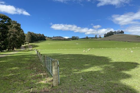 Photo of property in 125-127 Bell Road, Waiwhetu, Lower Hutt, 5010
