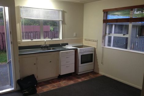 Photo of property in 51f1- Hartford Crescent, Totara Park, Upper Hutt, 5018