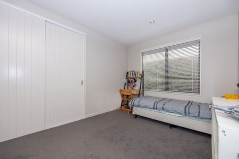 Photo of property in 128 Kings Drive, Wanaka, 9305