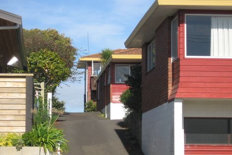 Photo of property in 2/24 Orkney Road, Mount Maunganui, 3116