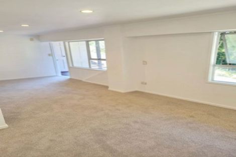 Photo of property in 21 Eskdale Road, Birkdale, Auckland, 0626