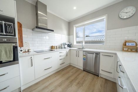 Photo of property in 43 Islington Street, Turnbull Thomson Park, Invercargill, 9810