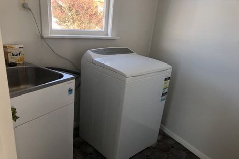 Photo of property in 7 Sinclair Avenue, Highbury, Palmerston North, 4412