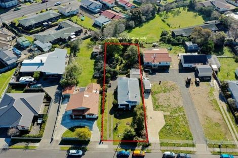 Photo of property in 12 Holyrood Terrace, Waipukurau, 4200