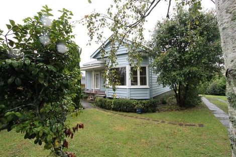Photo of property in 27 Glenview Road, Glen Eden, Auckland, 0602