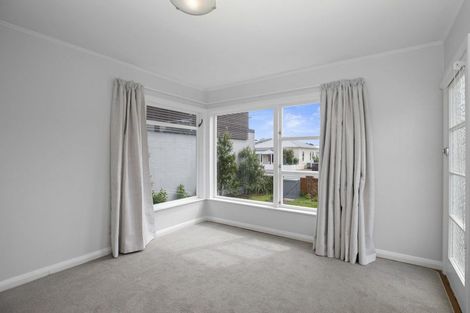 Photo of property in 36 Inglis Street, Seatoun, Wellington, 6022