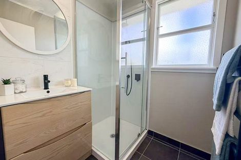 Photo of property in 64 Mark Avenue, Paparangi, Wellington, 6037