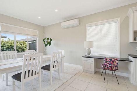 Photo of property in 100 Hunter Drive, Awatoto, Napier, 4110