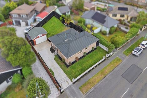 Photo of property in 274 Lake Terrace Road, Shirley, Christchurch, 8061