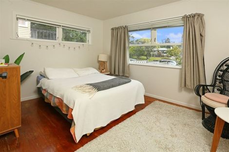 Photo of property in 56 Stottholm Road, Titirangi, Auckland, 0604