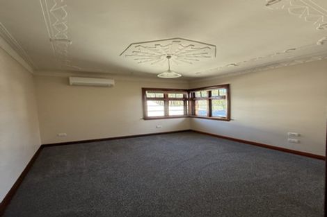 Photo of property in 150 The Ridgeway, Mornington, Wellington, 6021