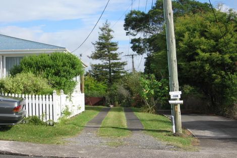 Photo of property in 139 View Road, Sunnyvale, Auckland, 0612