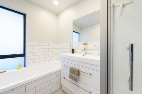 Photo of property in 9 Russley Drive, Mount Maunganui, 3116