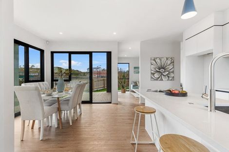 Photo of property in 153 Kerepi Street, Westgate, 0814