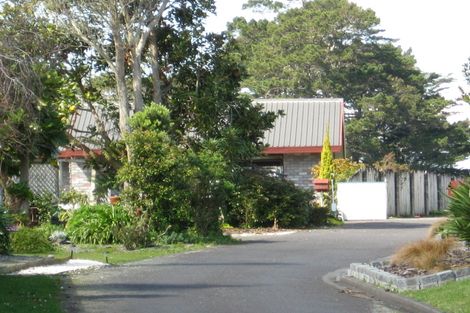 Photo of property in 18b Karamea Street, Whalers Gate, New Plymouth, 4310