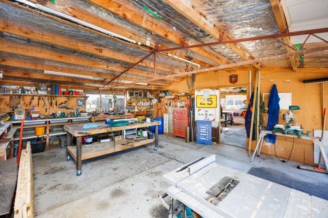 Photo of property in 34 Hazelhurst Line, Kelvin Grove, Palmerston North, 4470