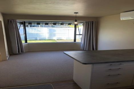 Photo of property in 22 Searells Road, Strowan, Christchurch, 8052
