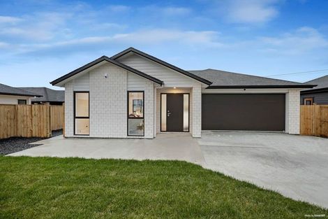 Photo of property in 44 Cooladawson Drive, Flat Bush, Auckland, 2019