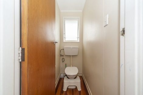 Photo of property in 7/55 Apu Crescent, Lyall Bay, Wellington, 6022