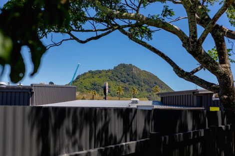 Photo of property in 4 Pitau Road, Mount Maunganui, 3116