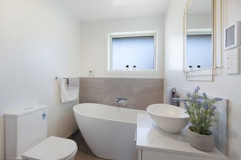 Photo of property in 2/6 Timbertop Lane, Saint Martins, Christchurch, 8022