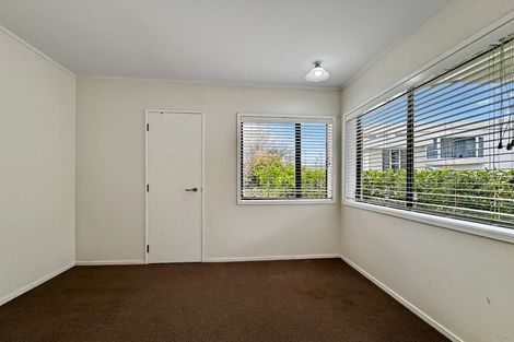 Photo of property in 20a/1 Hauraki Road, Hauraki, Auckland, 0622