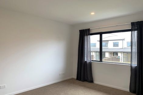Photo of property in 35 Peihana Road, Hobsonville, Auckland, 0616