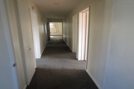 Photo of property in 4 Solway Avenue, Ilam, Christchurch, 8041