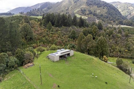 Photo of property in 120 East Mangahuia Road, Rangiwahia, Kimbolton, 4774