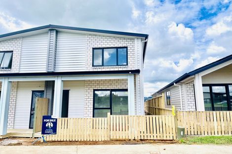 Photo of property in 18 Rorotu Avenue, Karaka, 2113