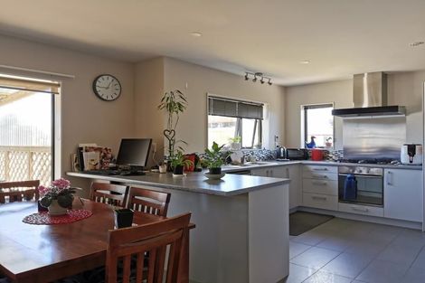 Photo of property in 213 Mark Avenue, Grenada Village, Wellington, 6037