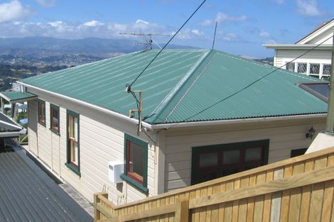 Photo of property in 31 Karepa Street, Brooklyn, Wellington, 6021